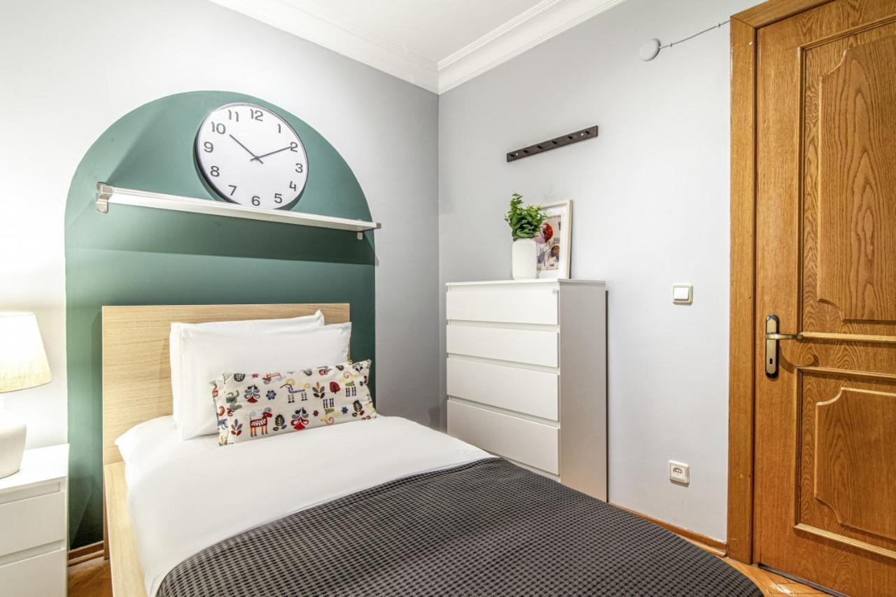 Gorgeous Flat With Lovely Balcony In Nisantasi Provincia di Provincia di Istanbul Esterno foto