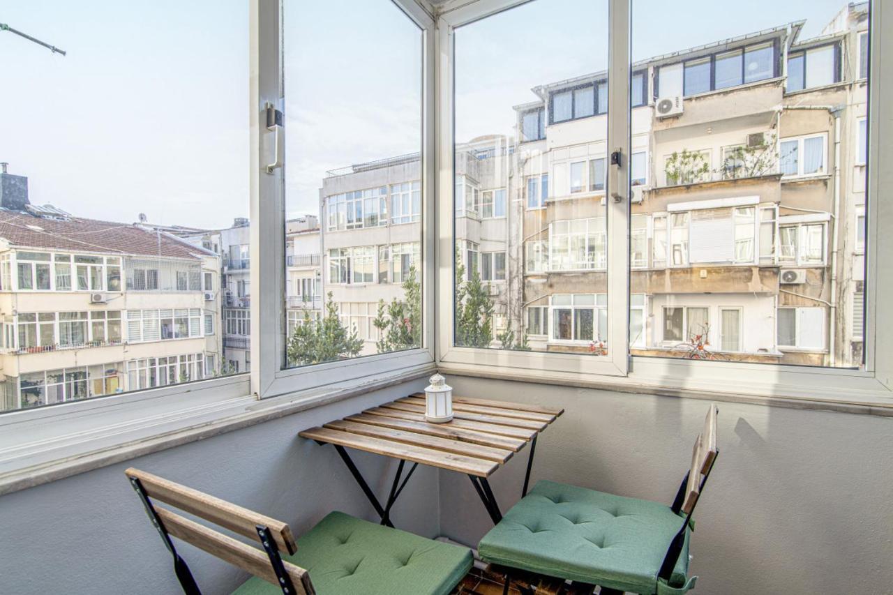 Gorgeous Flat With Lovely Balcony In Nisantasi Provincia di Provincia di Istanbul Esterno foto