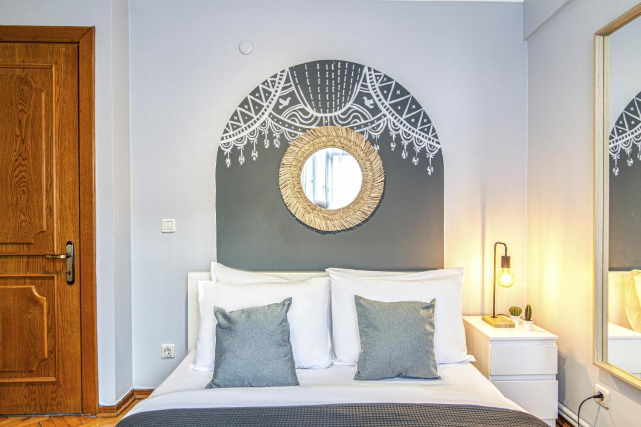 Gorgeous Flat With Lovely Balcony In Nisantasi Provincia di Provincia di Istanbul Esterno foto